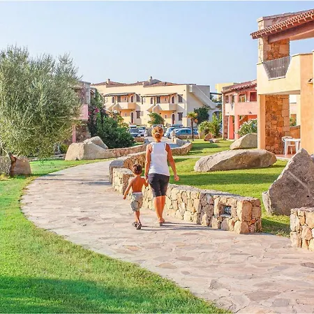 Trilo 6 Giardino Lejlighed Golfo Aranci