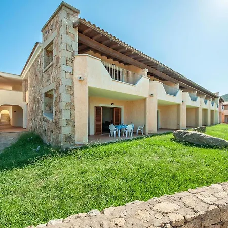 Trilo 6 Giardino Lejlighed Golfo Aranci